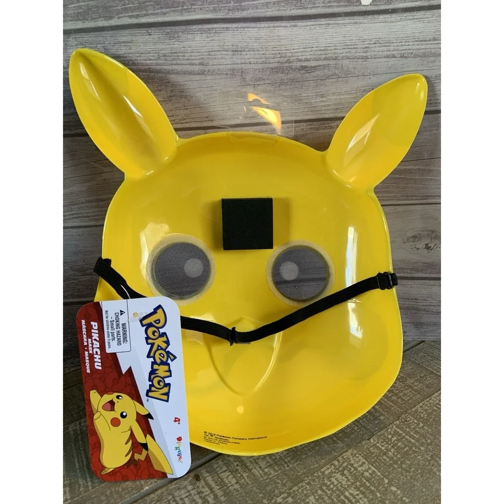 Pokémon Pikachu New Plastic Mask by Disguise 2019 Halloween With Strap NWT‎